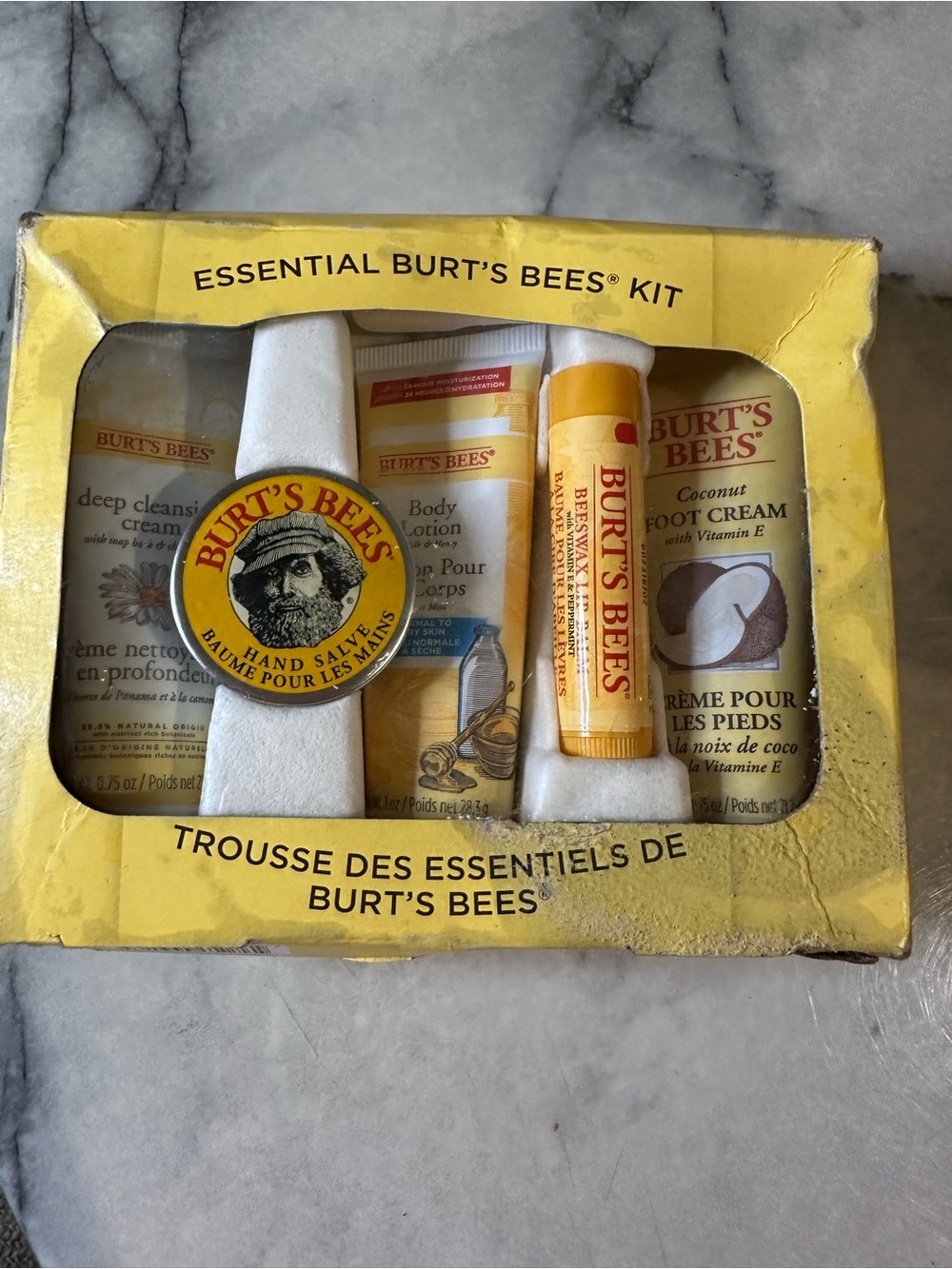 Burt's Bees Essential Hand & Foot Care Set - Yellow